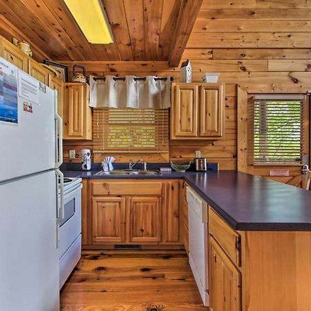 Pigeon Forge Family Cabin With Resort Pool And Hot Tub Εξωτερικό φωτογραφία